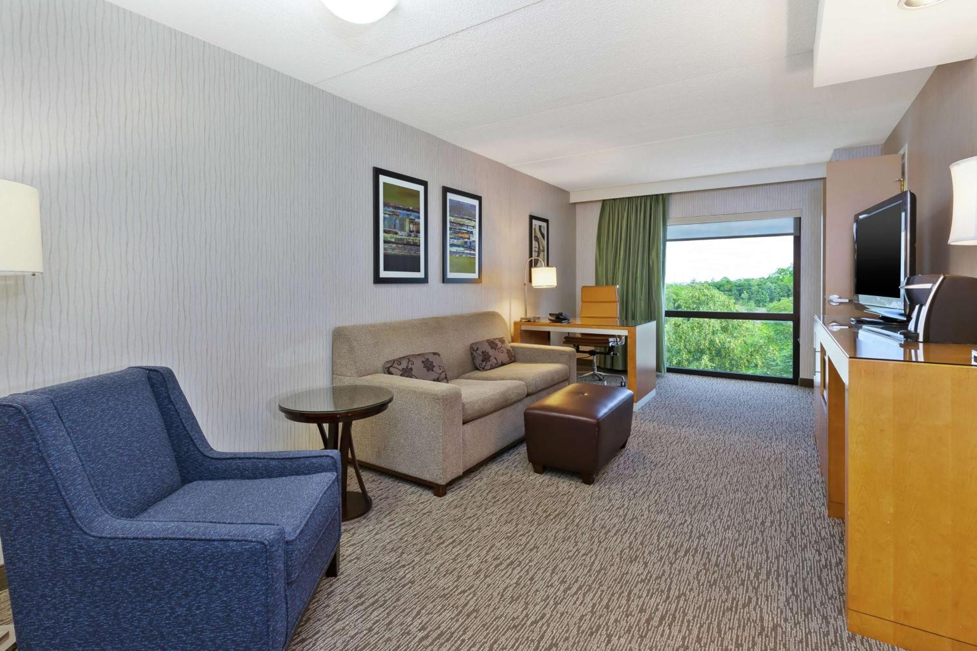 Embassy Suites By Hilton Auburn Hills Esterno foto