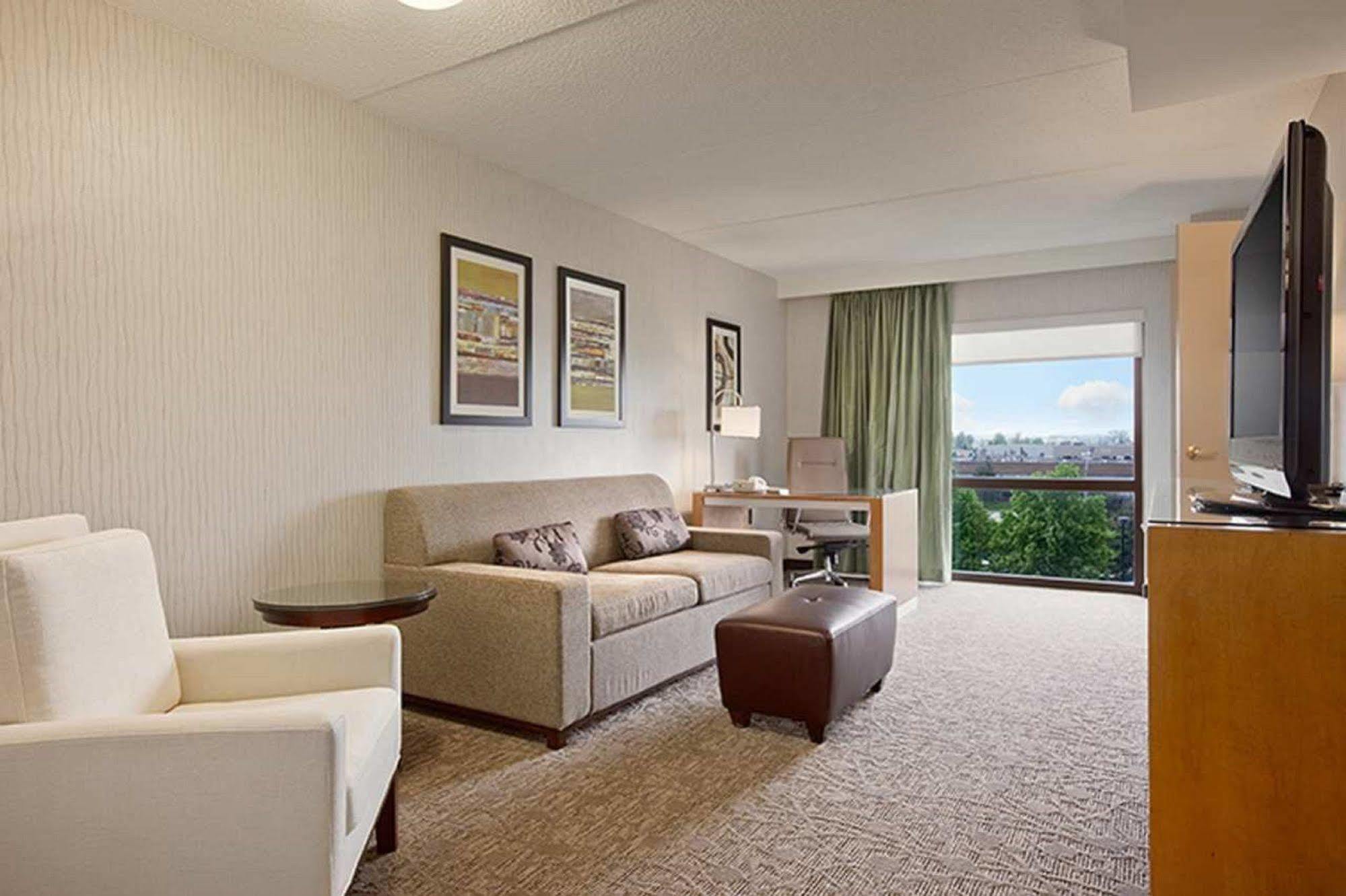 Embassy Suites By Hilton Auburn Hills Camera foto